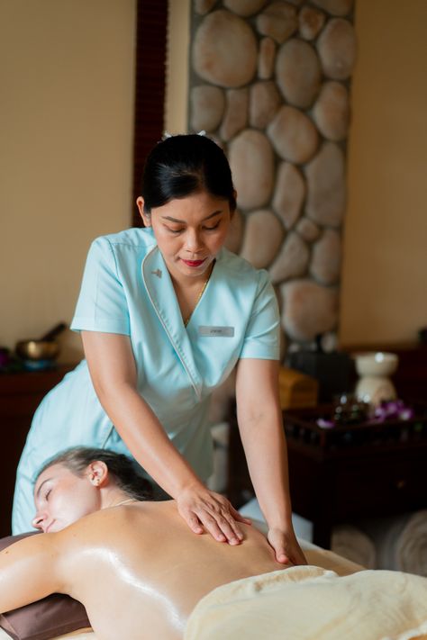 Escape into relaxation with our soothing aromatherapy massage, designed to rejuvenate your mind and soul with every gentle touch. Marriott Resorts, Patong Beach, Family Pool, Aromatherapy Massage, Beachfront Hotels, Thai Massage, Day Spa, Gentle Touch, The Spa