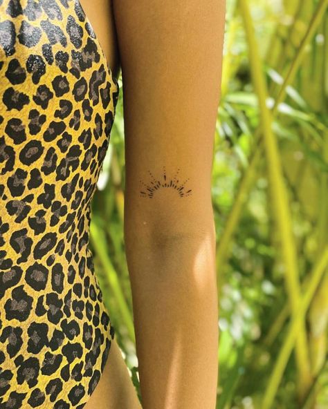 Ornamental Sun Tattoo, Sun Tattoo Ideas, Sun Tattoo, Little Tattoos, Fine Line, Tattoo Artist, Creative Ideas, Astronomy, Tattoos For Women