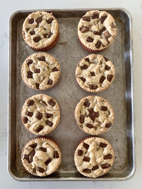 Sharing my Jack Jack Cookie Num Nums, Disneyland Copycat recipe today!  Packed with chocolate chunks and perfectly sweet! Enjoy! Butter Cake Bars, Chocolate Covered Pecans, Best Disneyland Food, Picky Palate, Gooey Cake, Basic Cookies, Disneyland Food, Cookie Recipes Homemade, Jack Jack