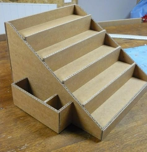 Ideas For Jewelry Storage, Ideas For Jewelry, Recycle Cardboard, Cardboard Display Stand, Cardboard Organizer, Carton Diy, Jewelry Storage Diy, Cardboard Storage, Cardboard Crafts Diy