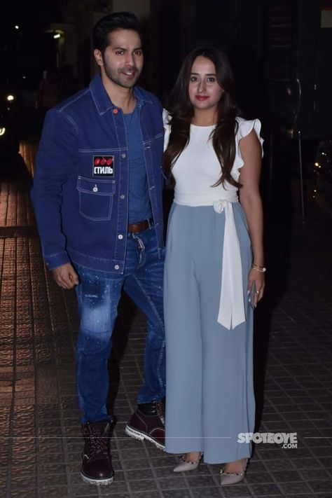 Street Dancer 3D Screening: Varun Dhawan-Natasha Dalal, Shraddha Kapoor-Rohan Shrestha Pose Together Varun Dhawan Wedding, Varun Dhawan Wife, Varun Dhawan Wallpaper, Street Dancer 3d, Natasha Dalal, Varun Dhawan Photos, Long White Shirt, Alia And Varun, Hoodie Images