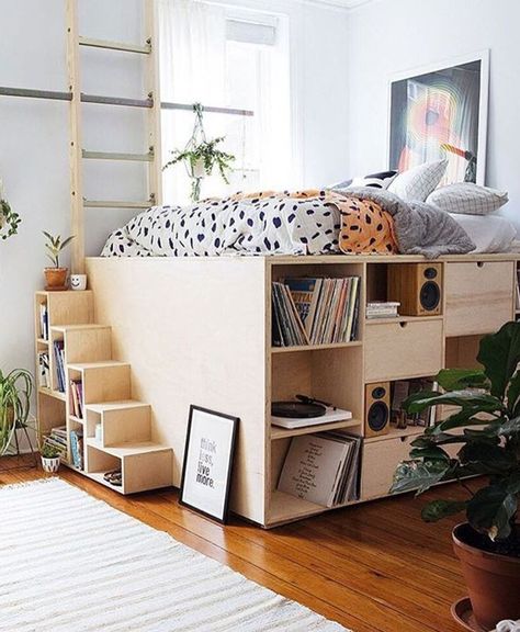 Bunk Bed Ideas Diy, Small Teen Bedroom, Bedroom Storage For Small Rooms, Bunk Beds Small Room, Small Room Diy, Creative Beds, Small Bedroom Storage, Bunk Beds With Stairs, Box Bedroom