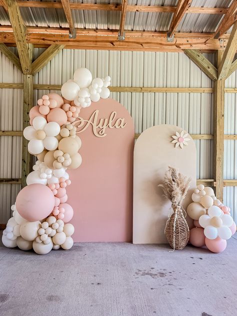 Fan Ceiling Design, Home Birthday Decor, Car Decor Aesthetic, Photos Living Room, Balloon Arch Backdrop, Winter Garden Florida, Balloon Glow, Garden Florida, Birthday Background Design