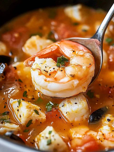 Seafood Soup Soup With Seafood Stock, Soup Recipes Fish, Easy Seafood Soup, Seafood Boil Soup, Shrimp Soup Recipes Healthy, Fish Soups And Stews, Easy Shrimp Soup, Soup Recipes Seafood, Frozen Seafood Mix Recipes