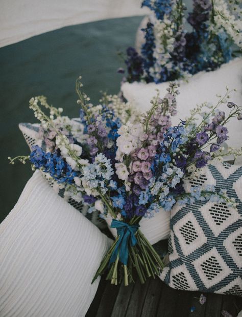 July Wedding Colors, Wedding Colors Summer, July Flower, Larkspur Flower, Fresh Wedding Flowers, Flower Of The Month, July Wedding, Diy Wedding Flowers, Wedding Arrangements