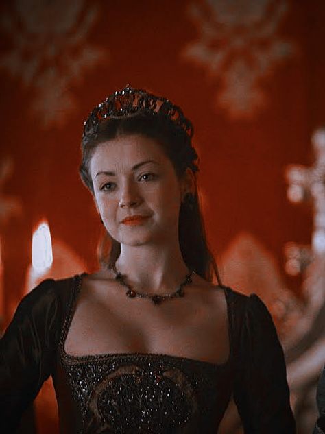 Queen Mary Tudor, The Tudors, Margaret Tudor, Tudor Series, Mary Tudor, Sarah Bolger, Hex Girls, Reign Dresses, Tudor Dress