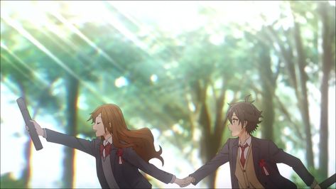 Shojo Anime, Animated Banners, Banner Gif, Anime Room, Girl Running, Wallpaper Pc, Scenery Wallpaper, Cute Anime Couples, Anime Scenery