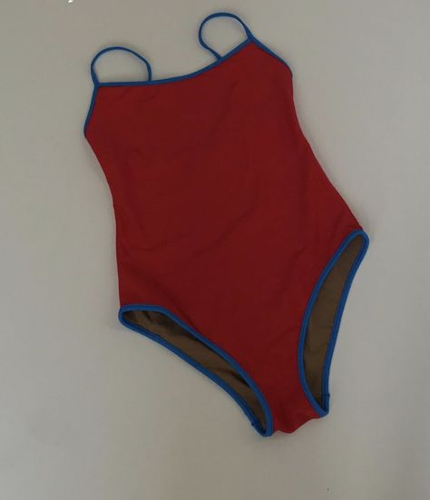 One Piece Swimsuit Vintage, Handmade Linen Clothes, Vintage Swimwear Aesthetic, Cool Bathing Suits, 80s Swimwear, 90s Swimwear, Cool Swimsuit, 90s Swimsuit, 80s Swimsuit