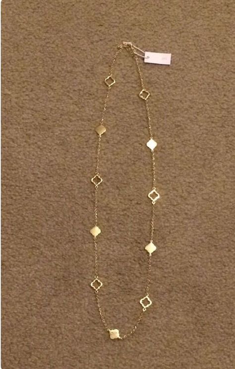 . Simple Necklaces, Gold Chain Design, Pretty Necklace, Stitch Fix Outfits, Long Necklaces, Gold Ring Designs, Color Stones, Gold Jewelry Simple, Gold Fashion Necklace