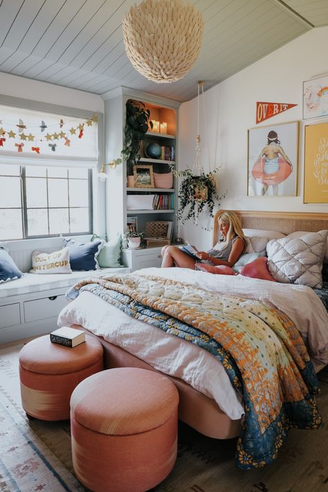 Lola's Bedroom- Most recent Photos and Sources - Nesting With Grace Single Girl Apartment, Independent Lifestyle, Beautiful Room Ideas, Shared Girls Bedroom, Nesting With Grace, Beautiful Room, Pinterest Room Decor, Big Girl Rooms