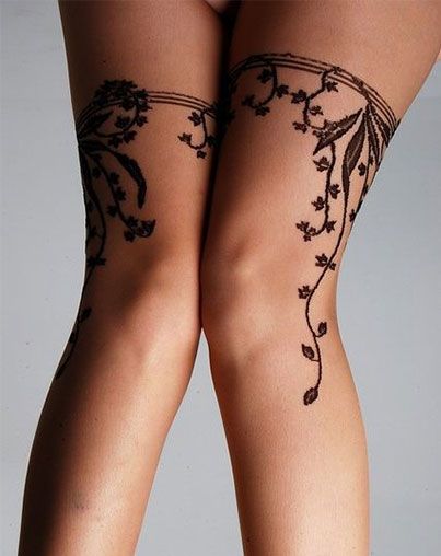 garter  flower and vine tattoo Thigh Garter Tattoo, Thigh Band Tattoo, Thigh Henna, Upper Leg Tattoos, Tattoo Lace, Thigh Band, Garter Tattoo, 16 Tattoo, Tattoo Thigh