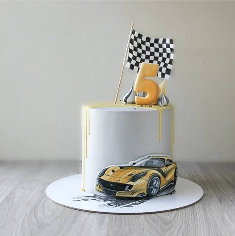 Avengers Cake Design, Lamborghini Cake, Disney Princess Decorations, Cars Theme Cake, Wheel Cake, Hotwheels Birthday Party, Cars Birthday Cake, 6th Birthday Cakes, Hot Wheels Birthday