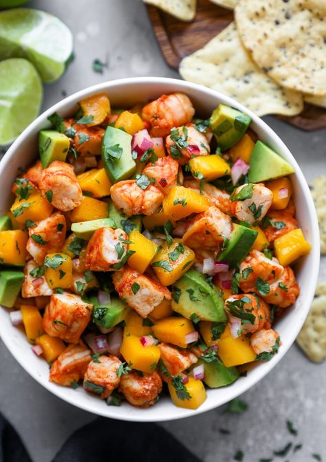 Avocado Shrimp Salad, Shrimp Mango, Avocado Shrimp, Shrimp Avocado Salad, Mango Avocado, Spicy Shrimp, Shrimp Salad, How To Cook Shrimp, Avocado Salad