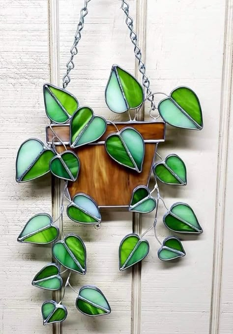 Stained Glass Garden, Stained Glass Sun, Plant Hanging, Tiffany Lamp, Stained Glass Decor, Stained Glass Ornaments, Stained Glass Suncatchers, Stained Glass Flowers, Stained Glass Diy