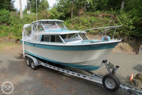 Liveaboard Boats For Sale, Classic Boats For Sale, Cabin Cruiser Boat, Cuddy Cabin Boat, Cheap Boats, Wooden Boats For Sale, Liveaboard Boats, Simple Boat, Tiny Boat