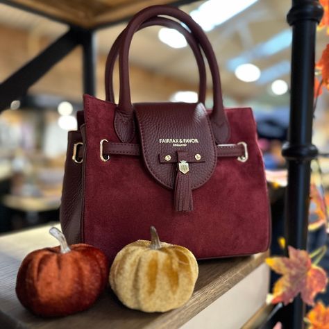 Introducing Ruby ❤️ Unmistakably Fairfax & Favor, the Mini Windsor handbag is now available in a stunning ruby red colourway ✨ Be the first to get your hands on one here 📲 #randrcountry #fairfaxandfavor #faxident #handbag #miniwindsor #rubmw #country #countryfashion #shopnow Fairfax And Favor, Country Fashion, Ruby Red, Windsor, Hands On, Ruby, The First, Shop Now, Handbags