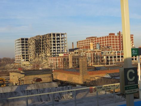 Abandoned Brach's Candy Factory – Chicago, Illinois - Gastro Obscura Brachs Candy, Abandoned Property, Candy Factory, Atlas Obscura, Chicago History, Chicago Illinois, Abandoned Places, San Francisco Skyline, Illinois