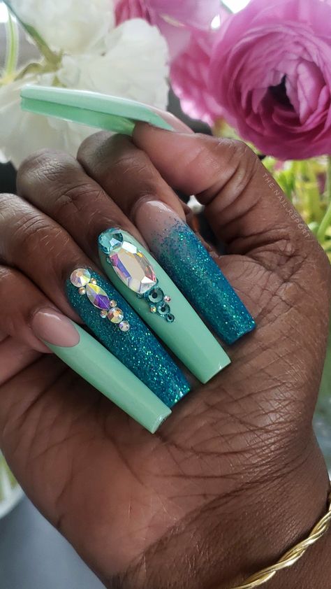 Blue Green nails sparkly glitter acrylic and gel Spring Nails Teal, Blue Rhinestone Nails, Blue Green Nails, Nails Teal, Nails Sparkly, Navy Blue Nails, Teal Nails, Glitter Nails Acrylic, Blue Acrylic Nails