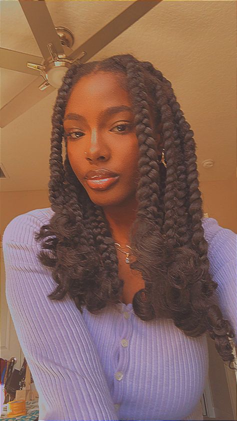 Cute Simple Protective Hairstyles Black Women, Pretty Cornrow Hairstyles, Mid Length Twists, Styling Short Braids With Curly Ends, Short Twist Hairstyles For Black Women, Janelle Monae Hairstyles, Braids Aesthetic Black Women, 80s Box Braids Hairstyles, Coi Leray Braids