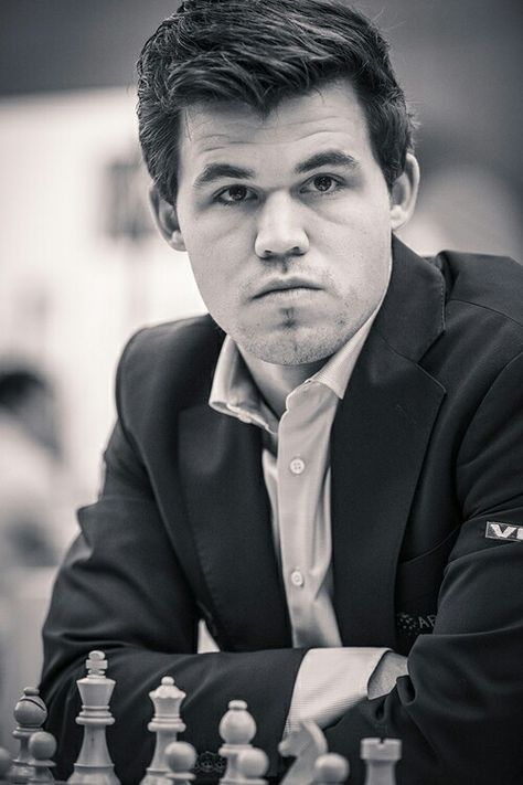 Magnus Carlsen Chess Study, Prince Myshkin, Chess Pictures, Chess Aesthetic, Sport Photoshoot Ideas, Chess Grandmaster, Sports Photoshoot, Magnus Carlsen, Business Lawyer