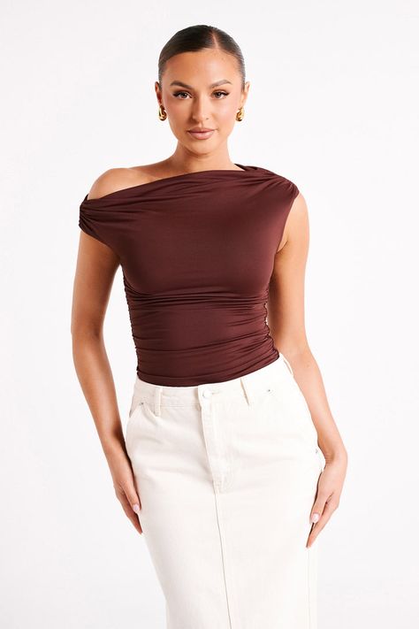 Women's Basic Tops - Shop Online Page 4 | MESHKI AU Date Night Steak Dinner Outfit, Sabrina Neckline Top, Summer Causal Outfits 2024, Straight Leg Pants Outfit Work, Ruched Top Outfit, Kibbe Essence, Asymmetrical Top Outfit, Off The Shoulder Top Outfit, Sabrina Neckline