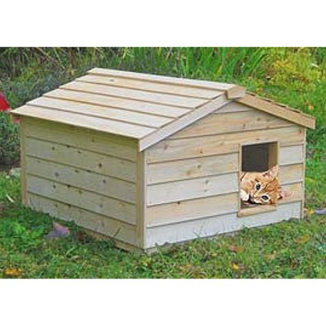 CozyCatFurniture Insulated Extra Large Waterproof Cat House for Outdoor Cats * You can get additional details at the image link. (This is an affiliate link) #dogs Insulated Cat House, Cat House Plans, Wooden Cat House, Outdoor Cat House, Outdoor Cat, Wood Cat, Pet House, Outdoor Cats, Feral Cats