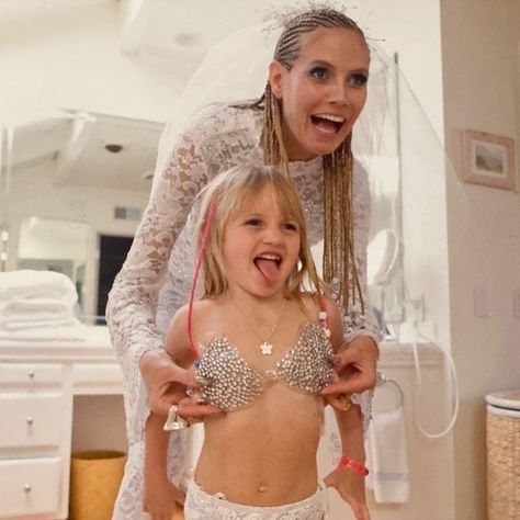 Heidi Klum Marks Daughter Leni's 16th Birthday with Sweet Throwback Snap: 'Proud to Be Your Mom' Heidi Klum Family, Seal And Heidi Klum, Leni Klum, Celebrity Closets, Four Kids, Teenage Daughters, Vogue Germany, Tv Host, Tokio Hotel