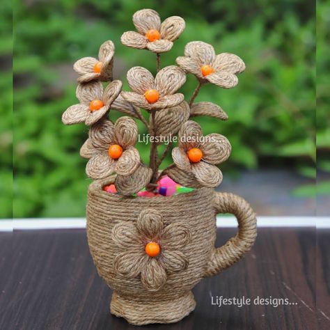 Craft Home Decor Ideas, Jute Flowers, Jute Craft, Oil Pastel Drawings Easy, Craft Home Decor, Jute Crafts, Rice Bags, Craft Home, Cotton Kurti Designs