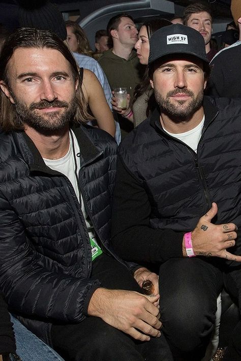 Brandon Jenner with his younger brother Brody Jenner Brandon Jenner, Kaitlynn Carter, Brody Jenner, Linda Thompson, Step Siblings, Robert Kardashian, Caitlyn Jenner, Kardashian Family, Tv Icon