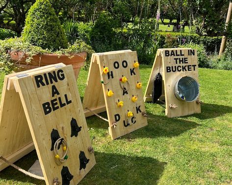 Rustic Wedding/party Games - Etsy Hook A Duck, Outdoor Wedding Games, Fairground Games, Old Fashioned Games, Rustic Wedding Party, Wedding Party Games, Ring Toss Game, Garden Games, Set Game