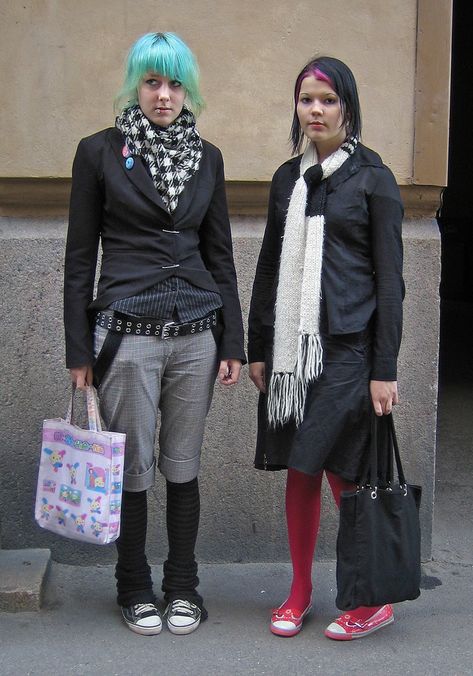 Tiina and Ida - Hel Looks - Street Style from Helsinki Hel Looks, Rad Clothes, Street Style Blog, Weird Fashion, Japanese Streetwear, Looks Street Style, Japanese Street Fashion, Harajuku Fashion, Mom Outfits