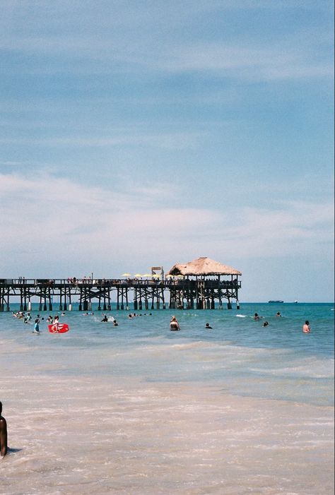 #beach #beachlife #florida #aesthetic #instagram #summer #filmphotography Cocoa Beach Florida Pictures, Coca Beach Florida, Cocoa Beach Aesthetic, Florida Summer Aesthetic, Florida Aesthetic, Florida Pictures, Cocoa Beach Florida, Seaside Florida, Florida Springs