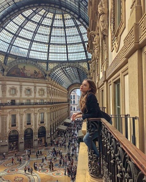 Xenia Tchoumitcheva, Milan Travel, Rome Photo, Italy Pictures, Living In Europe, Europe Photos, Italy Aesthetic, Italy Photo, Milan Italy