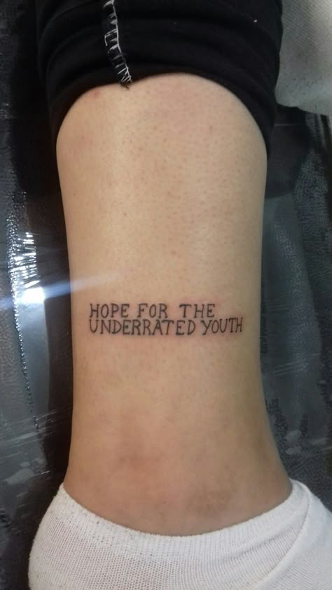 Underrated Tattoo Ideas, Small Emo Tattoos Simple, Yungblud Tattoo Ideas Lyrics, Yungblud Inspired Tattoos, Mgk Tattoos Ideas Lyrics, Mgk Inspired Tattoos, Amsterdam Tattoo Ideas, Dark Aesthetic Tattoo, Small Emo Tattoos