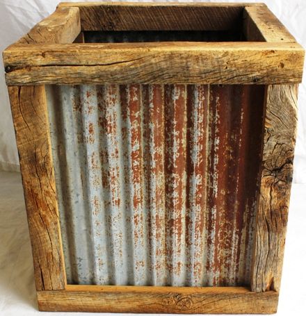 16 Barn Metal Planter : Forever Green Art, Preserved Plants for Home and Business Rustic Porch Ideas, Porch Planters, Rustic Porch, Barn Wood Projects, Deco Nature, Corrugated Metal, Metal Planters, Rusty Metal, Metal Projects