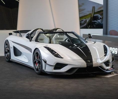 Koenigsegg Regera Posh Cars, Car Names, Koenigsegg Regera, Pimped Out Cars, Pretty Bike, Cool Car Pictures, Exotic Sports Cars, Sports Bikes Motorcycles, Fancy Cars