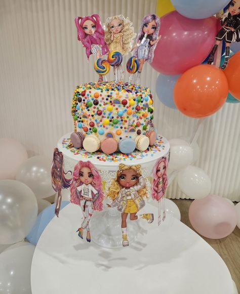 Rainbow High Doll Birthday Cake, Rainbow Doll Cake, Rainbow High Birthday Party Cake, Rainbow High Cake Ideas, Rainbow High Birthday Cake, Rainbow High Cake, Rainbow High Birthday Party, Rainbow High Dolls, Mimi Birthday