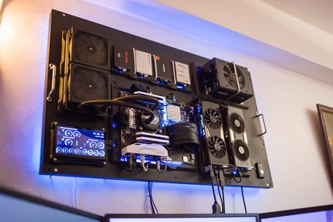 Wall Mounted Pc, Computer Ideas, Table Pc, Computer Diy, Setup Inspiration, Pc Design, Computer Set, Computer Build, Custom Computer