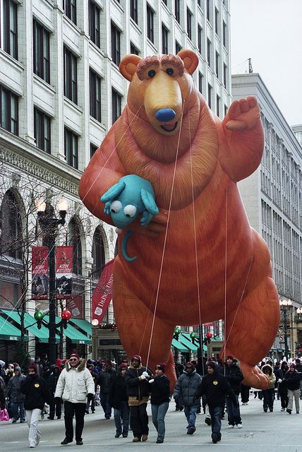 Bear in the Big Blue House has appeared in the McDonald's Thanksgiving Parade several times, including 2005 (pictured here). Tutter Mouse, Macy's Parade, Macy's Day Parade, Macys Thanksgiving Parade, Puppet Costume, Macys Parade, Big Blue House, 2000s Cartoons, Thanksgiving Parade