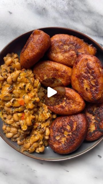 Meals With Plantains, Overripe Plantain Recipes, Ripe Plantain Recipes, Plantain Recipes Sweet, Plantain Fritters, Plantain Recipes, Red Palm Oil, Ripe Plantain, Red Palm