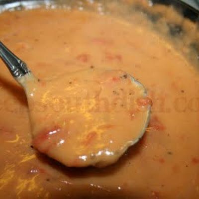 Chicken with BLT Gravy Deep South Dish, Tomato Gravy, Summer Harvest, Comfort Food Southern, Southern Food, Deep South, Southern Cooking, Gravy Recipes, Cajun Seasoning