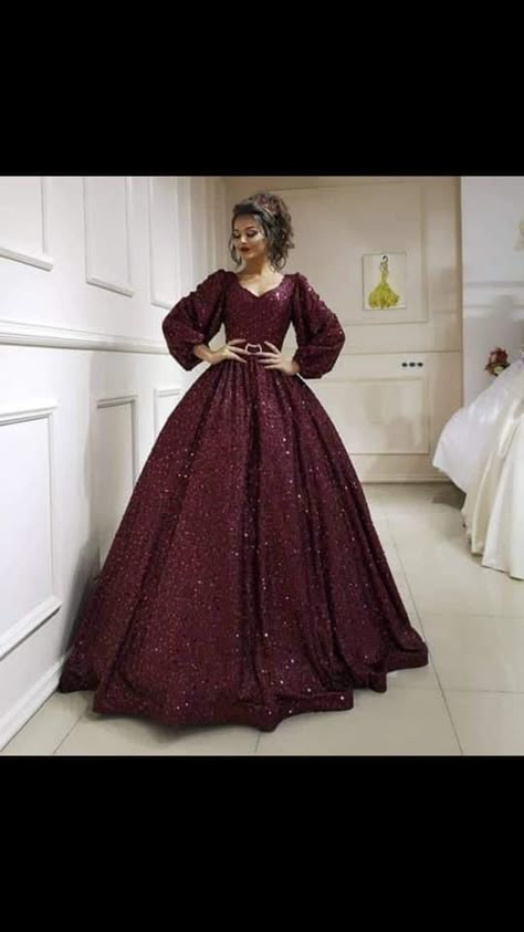 Long Engagement Dresses, Halal Prom Dresses Ball Gowns, Latest Gown Designs Indian Wedding, Latest Long Gown Design, Gown Party Wear Reception Dresses, Engagement Gowns Indian, Pakistani Gowns, Heavy Gown, Ball Gown Sweet 16