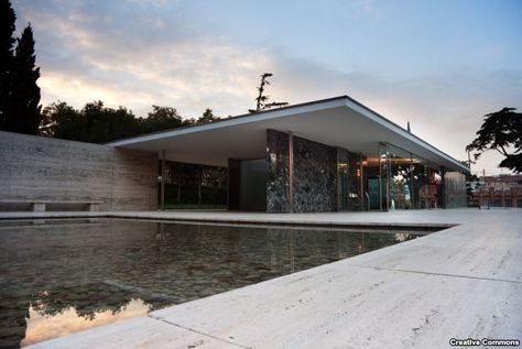 Van der Rohe Miles Van Der Rohe, Mies Van Der Rohe Barcelona Pavilion, International Style Architecture, Barcelona Pavilion, Ludwig Mies Van Der Rohe, Modern Architects, Bungalow Design, Best Architects, Famous Architects