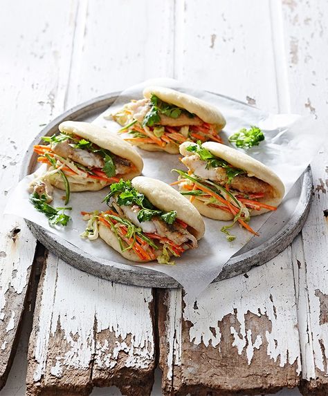 Crisp-Fried Sichuan Salt and Pepper Fish Bao Buns | MiNDFOOD Salt And Pepper Fish, Weekend Lunch, Family Snacks, Bao Buns, Bun Recipe, Steamed Buns, Asian Cooking, Fried Fish, Asian Dishes