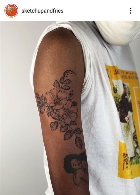 Fine Line Tattoo Dark Skin, Fine Line Tattoo Black Skin, Floral Tattoo On Black Skin, Fine Line Tattoo On Dark Skin, Brown Ink Tattoo On Dark Skin, Tattoos On Black Skin, Botanical Tattoo Dark Skin, Butterfly Tattoo On Dark Skin, Butterfly Tattoo Dark Skin