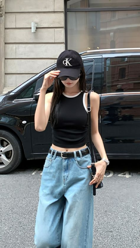 Neat Casual Outfits, Clothes Korean Style, Korean Casual Outfits, Ribbed Tank Top, Easy Trendy Outfits, Korean Girl Fashion, Ribbed Tank, Kpop Fashion Outfits, Casual Style Outfits