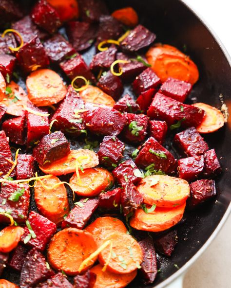 Roasted Beets and Carrots - Sweet Potato Soul Honey Roasted Beets And Carrots, Beet Recipes Breakfast, Roasted Beets And Sweet Potatoes, Roasting Beets In Oven, Beets And Carrots, Solstice Traditions, Crock Pot Sweet Potatoes, Carrots Sweet, Roasted Beets And Carrots