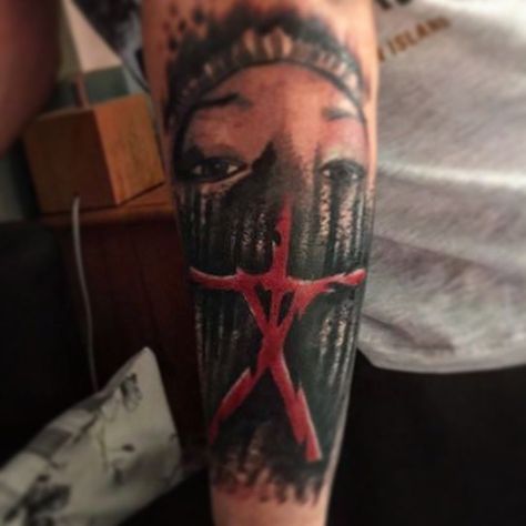 My new Blair Witch Project tattoo Blair Witch Project Tattoo, Blair Witch Tattoo, Horror Movie Tattoos, Blair Witch Project, Movie Tattoos, Blair Witch, Witch Tattoo, Halloween Creepy, Chest Piece