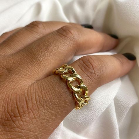 Nine Jewelz on Instagram: “Perfect Chuncky Cuban link ring 🔗😍 • • • • • #NineJewelz #handmade #jewelrydesingn #womenfashion #necklace #ninejewelz #jewelry #jewels…” Cuban Ring, Cuban Link Ring, Cuban Necklace, Link Ring, Necklace Ring, Linking Rings, Cuban Link, Ring Necklace, Ash