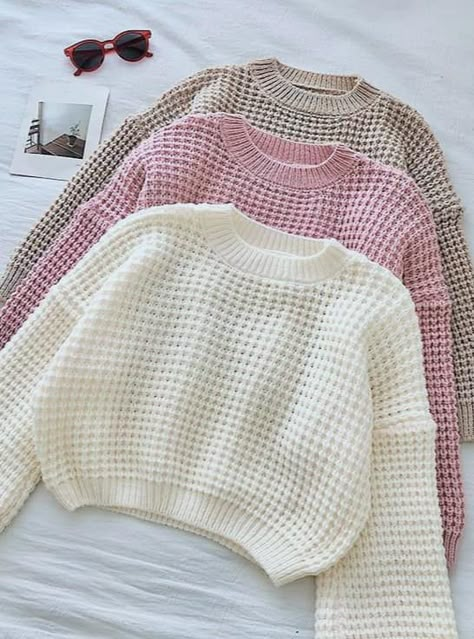 Crochet Sweater Aesthetic, Cool Style Outfits, Crochet Sweater Pattern Women, Crochet Clothes Aesthetic, Crochet Sweater Design, Neat Casual Outfits, Winter Fashion Outfits Casual, Fashion Top Outfits, Crochet Clothing And Accessories